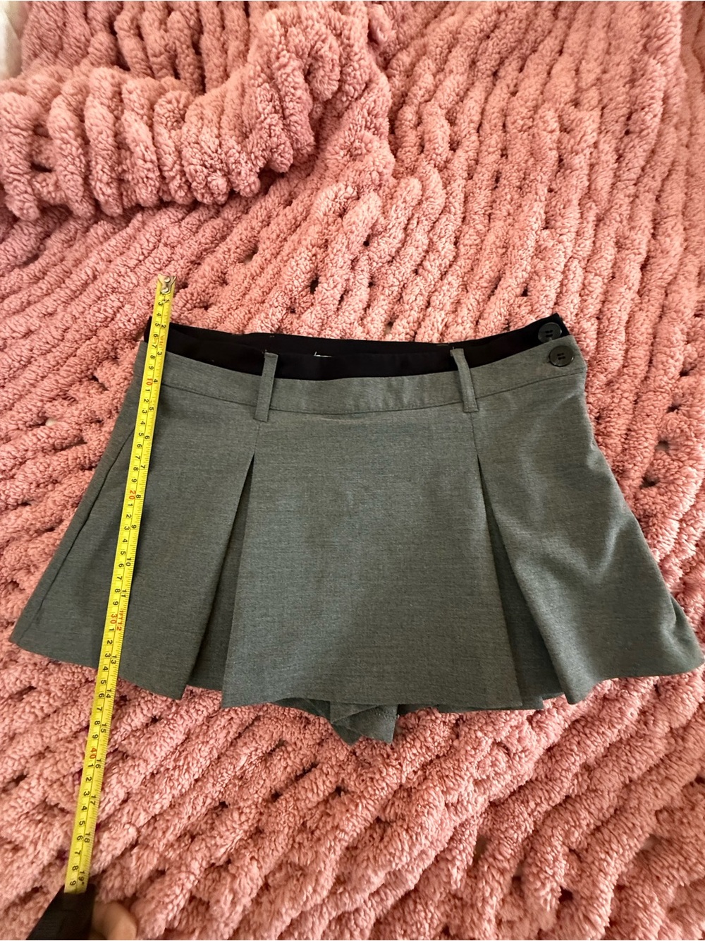 Y2K Grey Pleated Tennis Skort High Waist Tailored Skirt Shorts Bershka Small - Picture 2 of 4